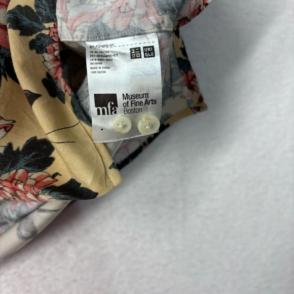 UNIQLO Museum of Fine Arts Boston Men's S/S Shirt Size XS - Picture 5 of 8